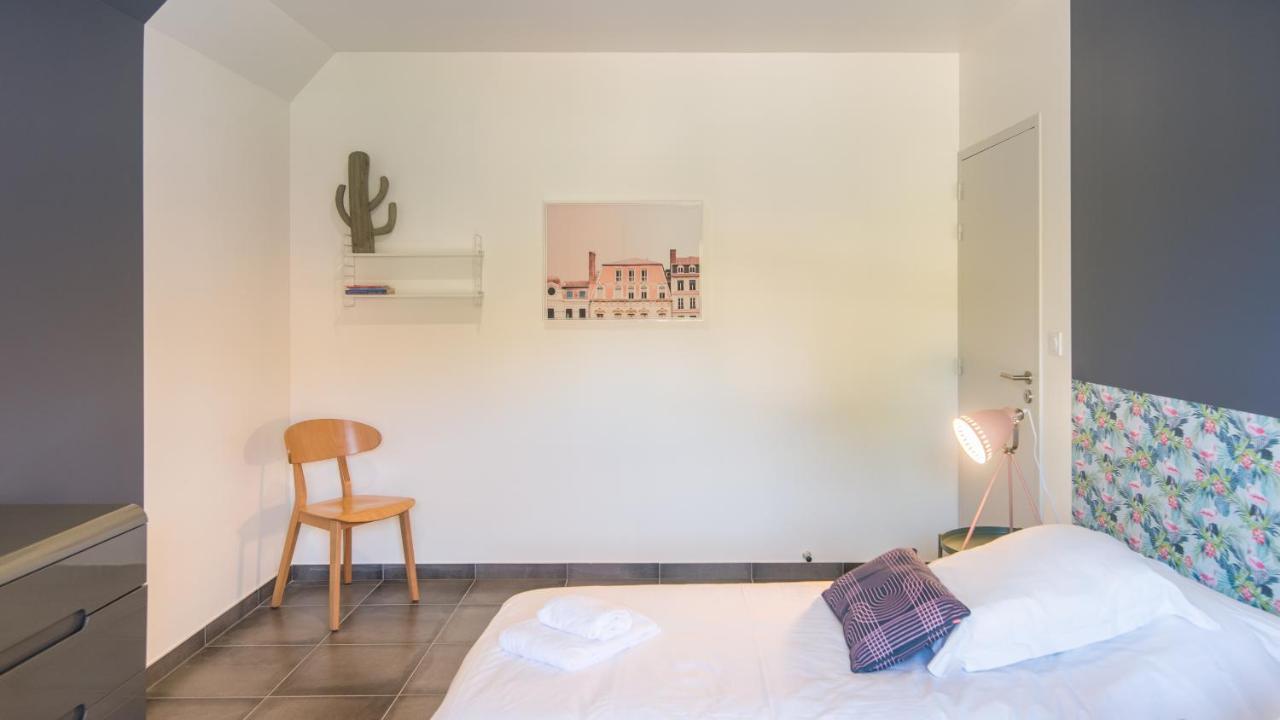 Plein Sud Avec Jacuzzi Privatif Et Parking Prive Apartment Сарла-ла-Канеда Екстериор снимка