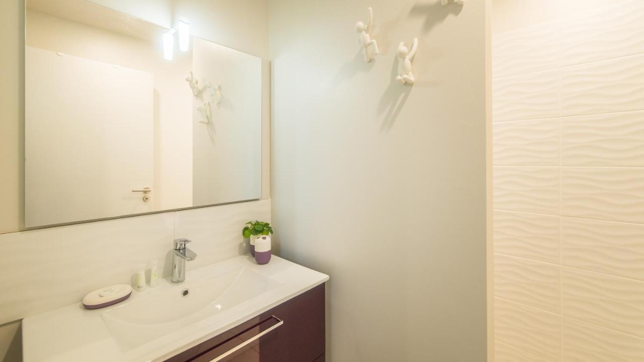 Plein Sud Avec Jacuzzi Privatif Et Parking Prive Apartment Сарла-ла-Канеда Екстериор снимка