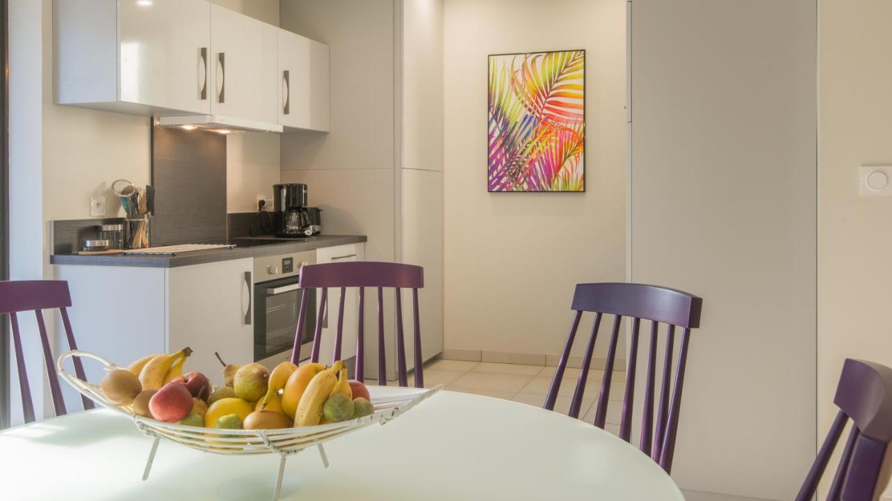 Plein Sud Avec Jacuzzi Privatif Et Parking Prive Apartment Сарла-ла-Канеда Екстериор снимка